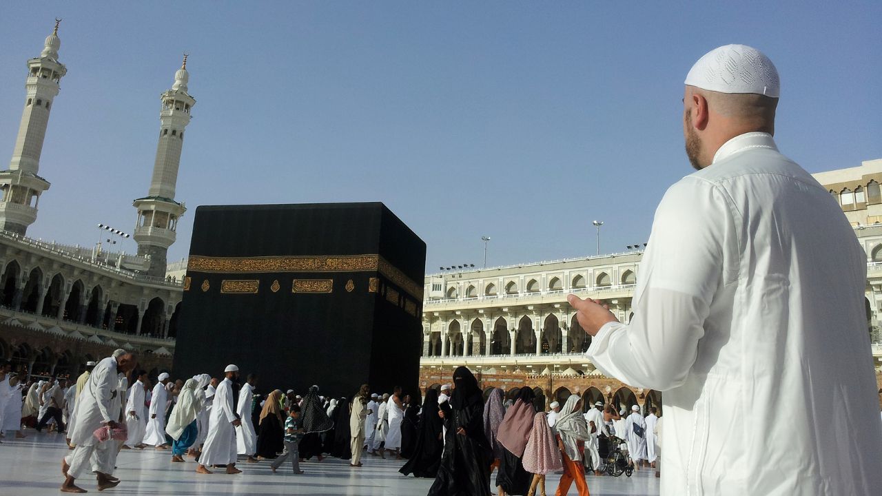 BUDGET UMRAH PACKAGE FROM AHMEDABAD